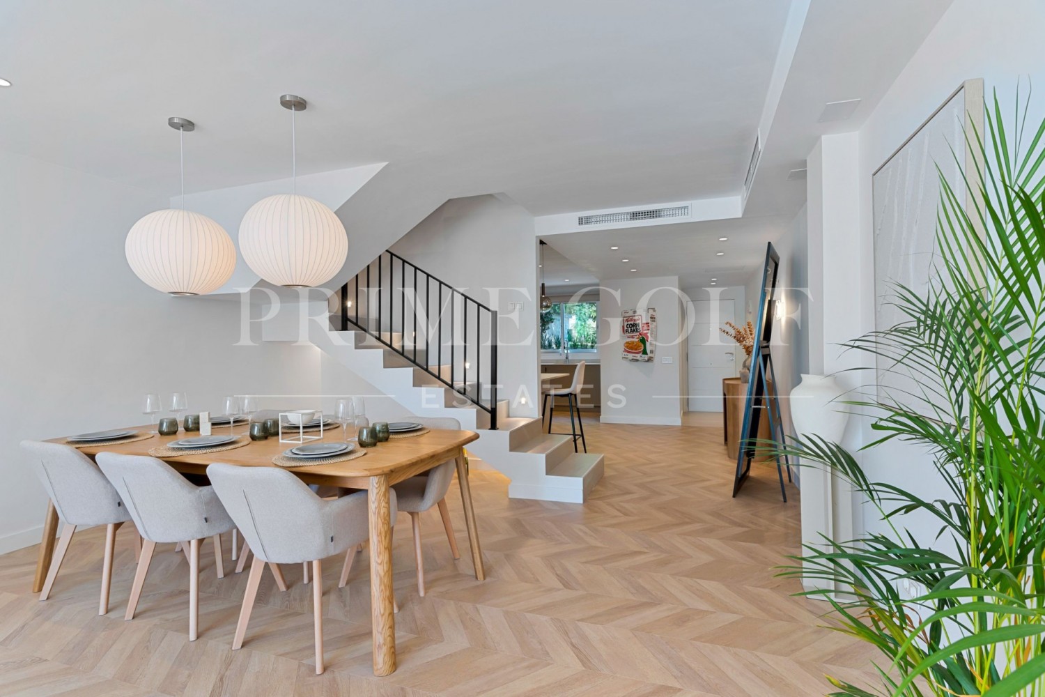 4 bed Townhouse For Sale in Marbella Golden Mile, Malaga - thumb 5
