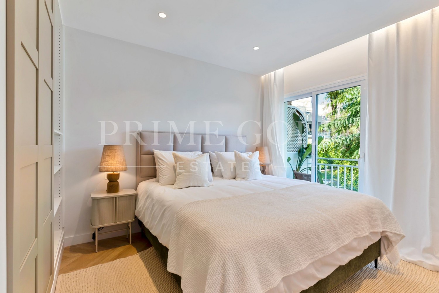 4 bed Townhouse For Sale in Marbella Golden Mile, Malaga - thumb 11