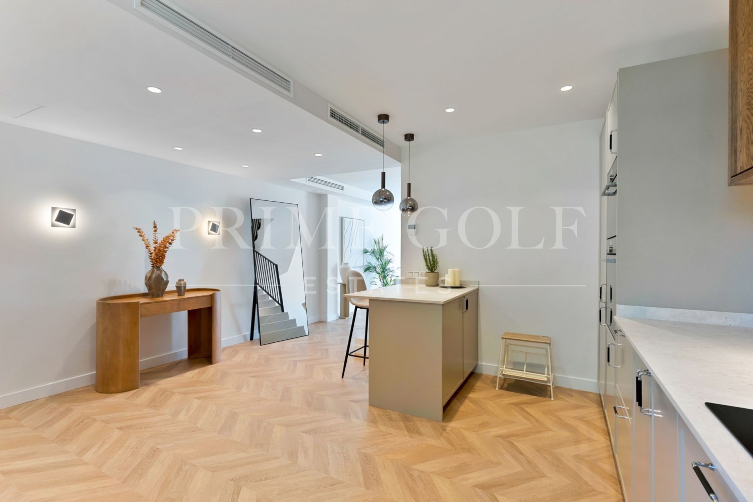 4 bed Townhouse For Sale in Marbella Golden Mile, Malaga - thumb 12