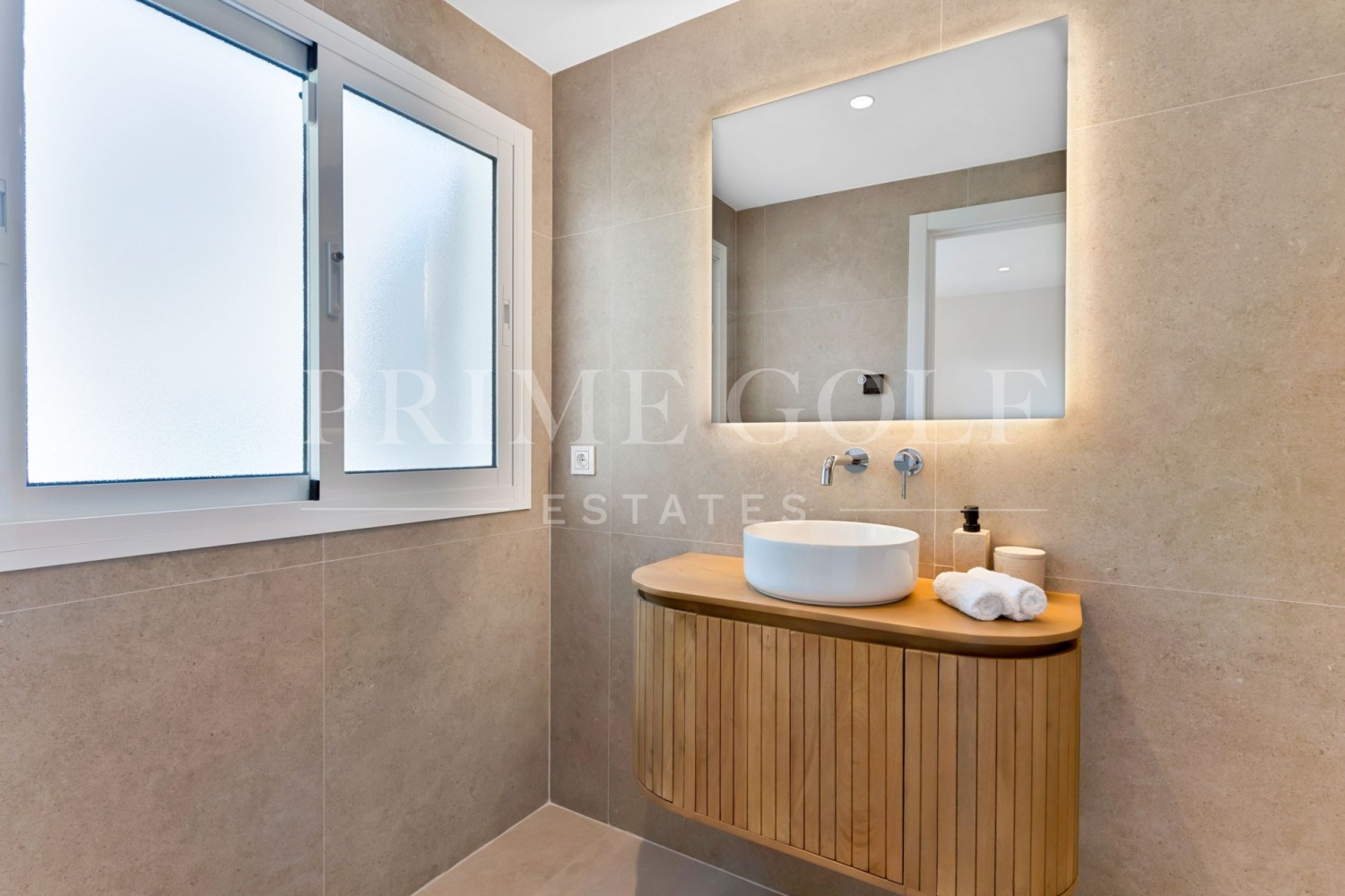 4 bed Townhouse For Sale in Marbella Golden Mile, Malaga - thumb 14