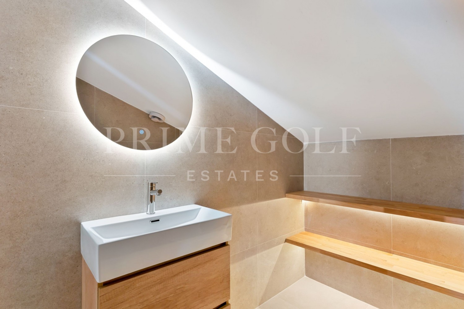 4 bed Townhouse For Sale in Marbella Golden Mile, Malaga - thumb 22