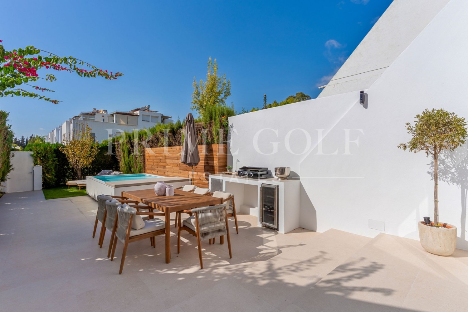 4 bed Townhouse For Sale in Marbella Golden Mile, Malaga - thumb 24