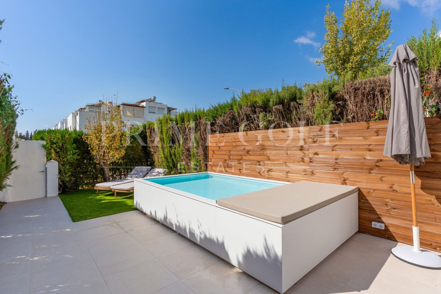 4 bed Townhouse For Sale in Marbella Golden Mile, Malaga - thumb 26