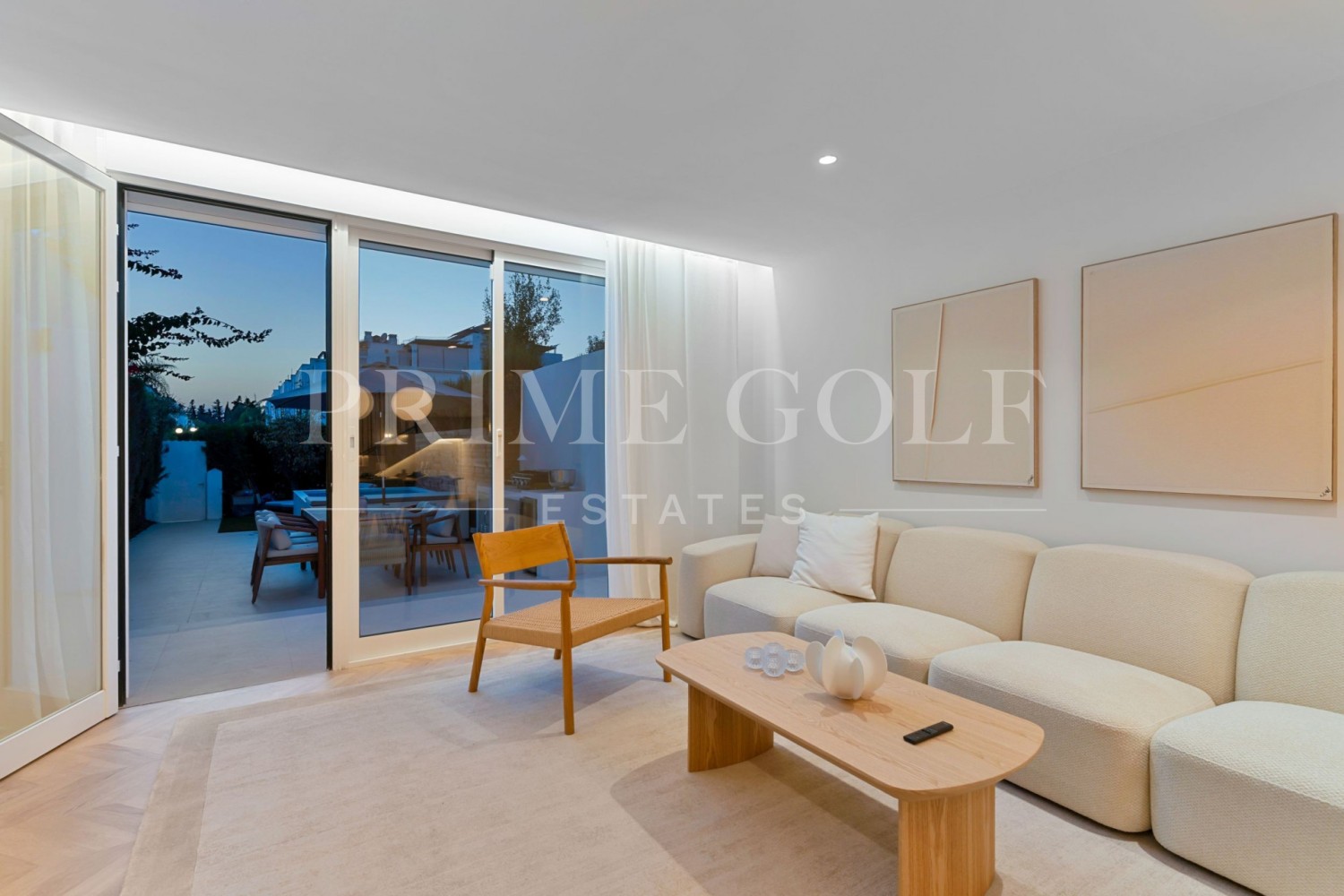 4 bed Townhouse For Sale in Marbella Golden Mile, Malaga - thumb 27