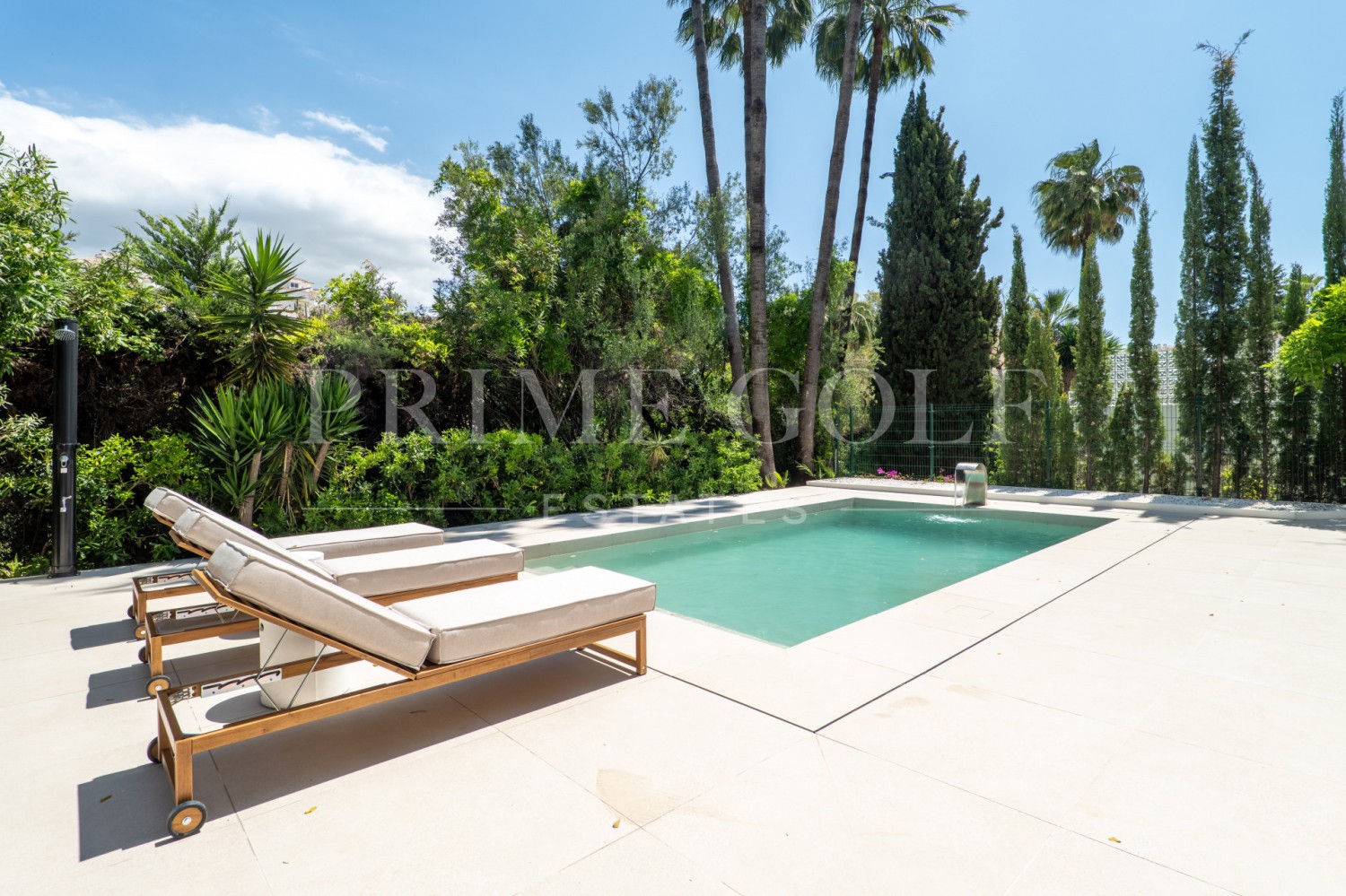 5 bed Villa For Sale in Nueva Andalucia, Malaga - thumb 22