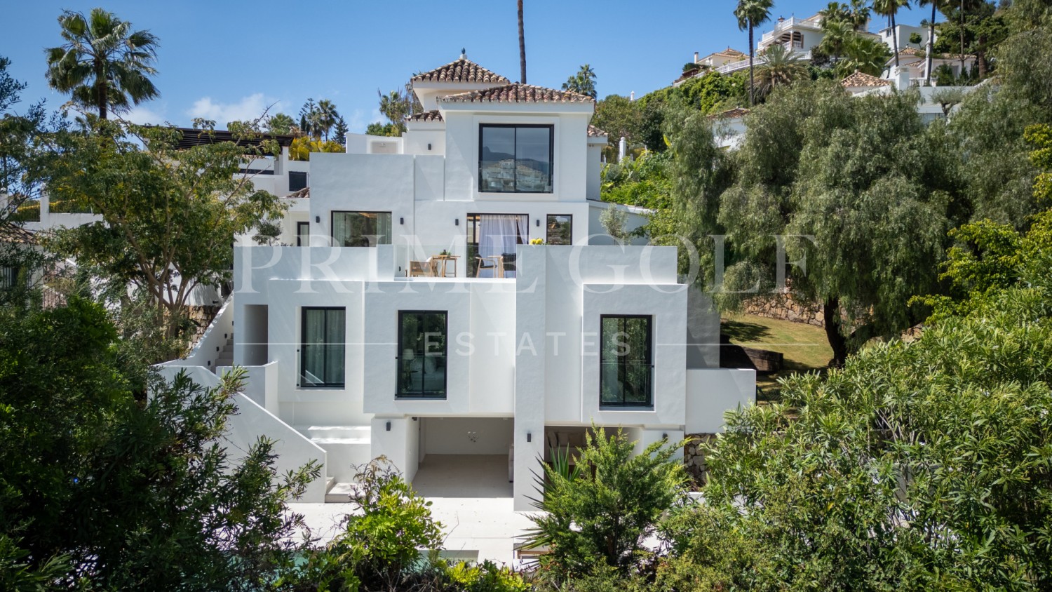 5 bed Villa For Sale in Nueva Andalucia, Malaga - thumb 26