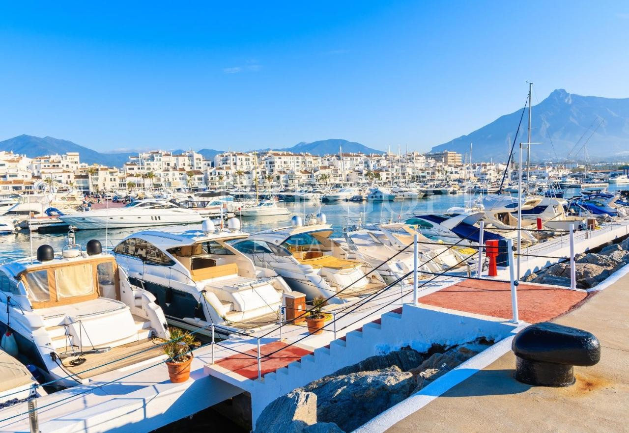 3 bed Townhouse For Sale in Marbella, Malaga - thumb 30