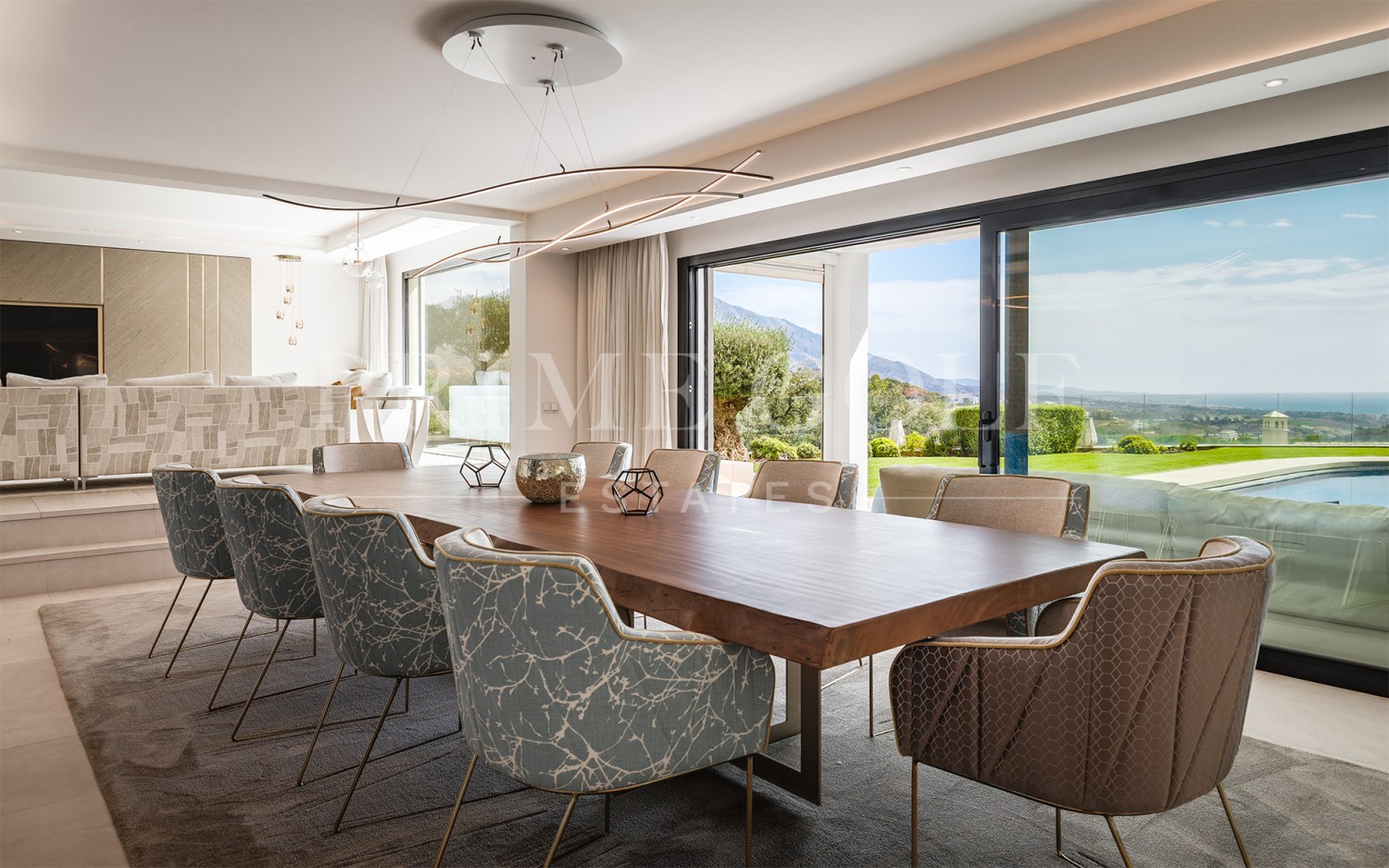 8 bed Villa For Sale in Benahavis, Malaga - thumb 3