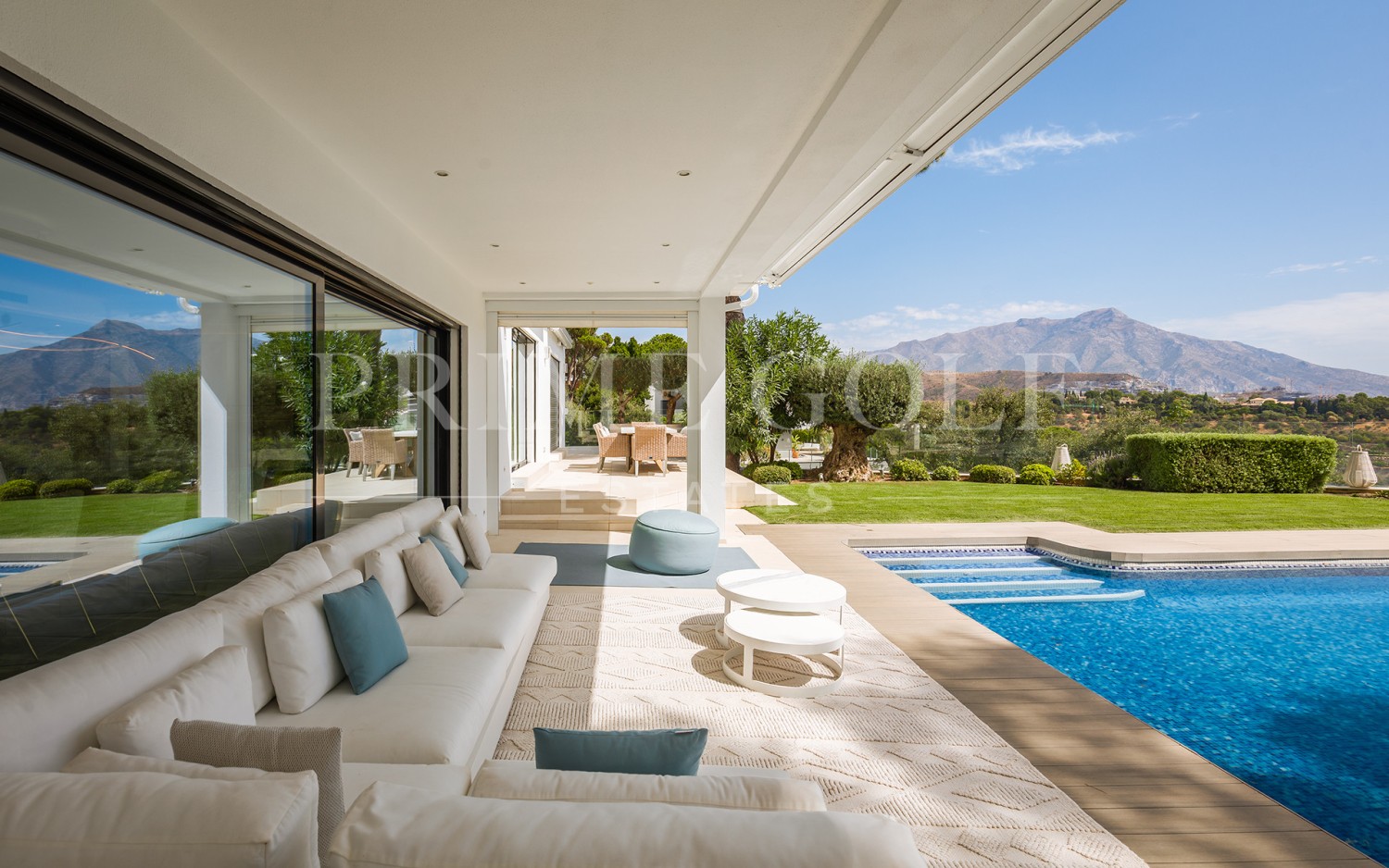 8 bed Villa For Sale in Benahavis, Malaga - thumb 6