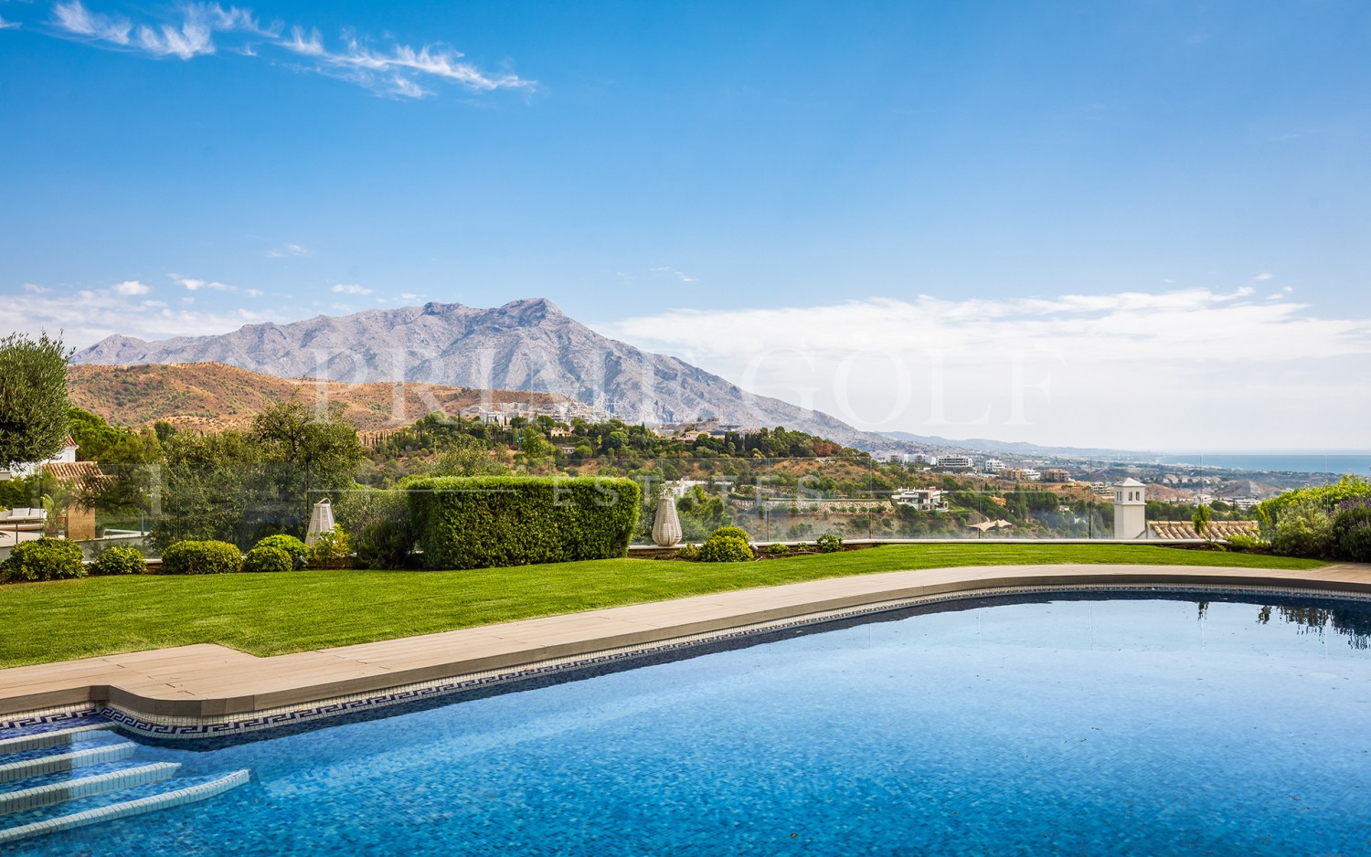 8 bed Villa For Sale in Benahavis, Malaga - thumb 11