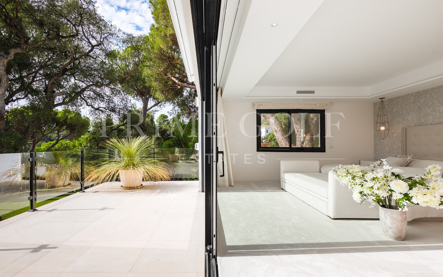8 bed Villa For Sale in Benahavis, Malaga - thumb 16