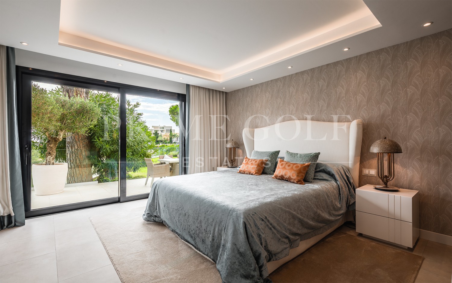 8 bed Villa For Sale in Benahavis, Malaga - thumb 19