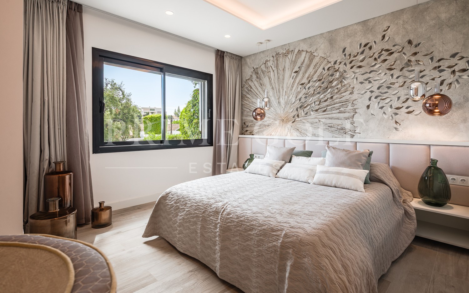 8 bed Villa For Sale in Benahavis, Malaga - thumb 30