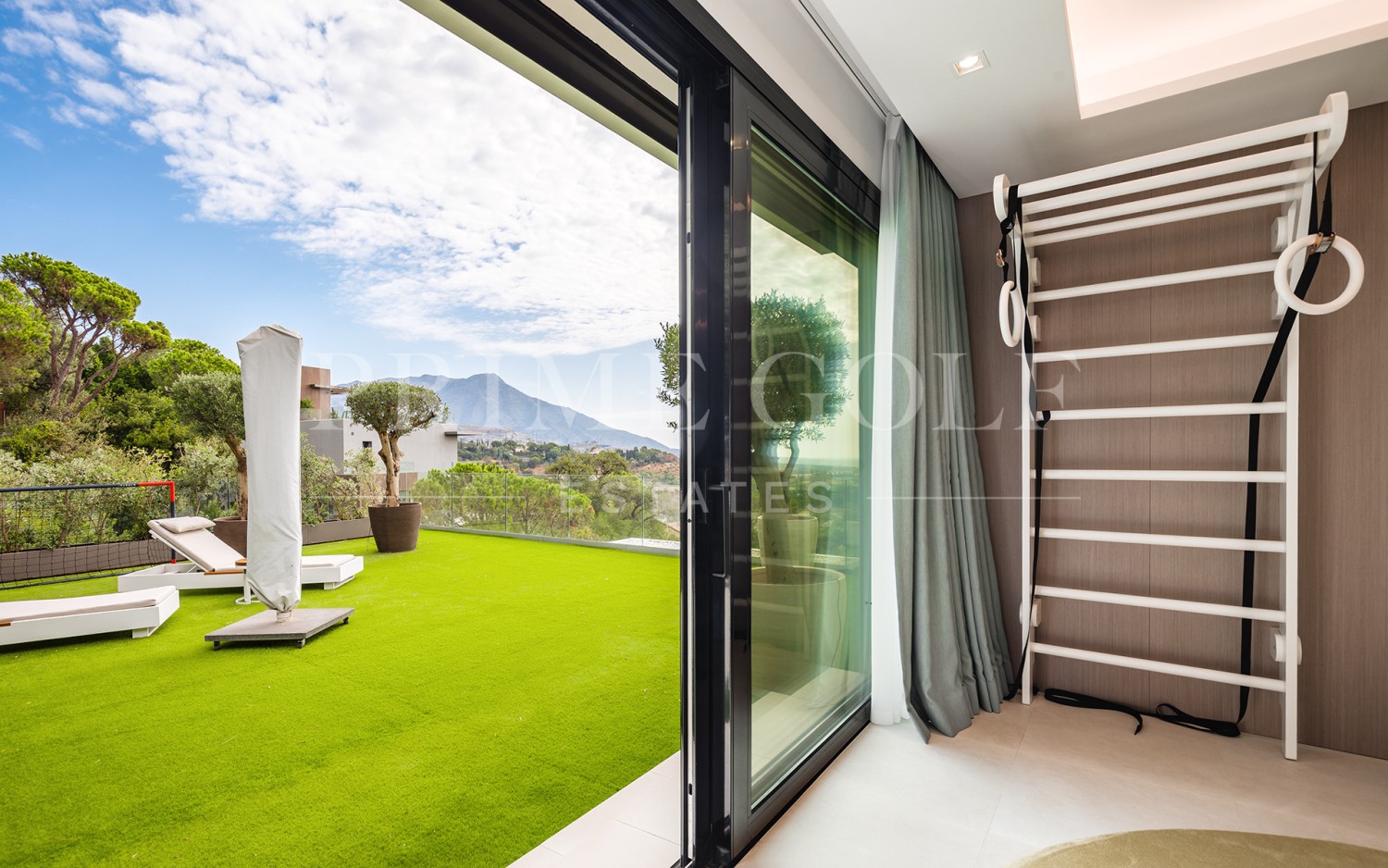 8 bed Villa For Sale in Benahavis, Malaga - thumb 34