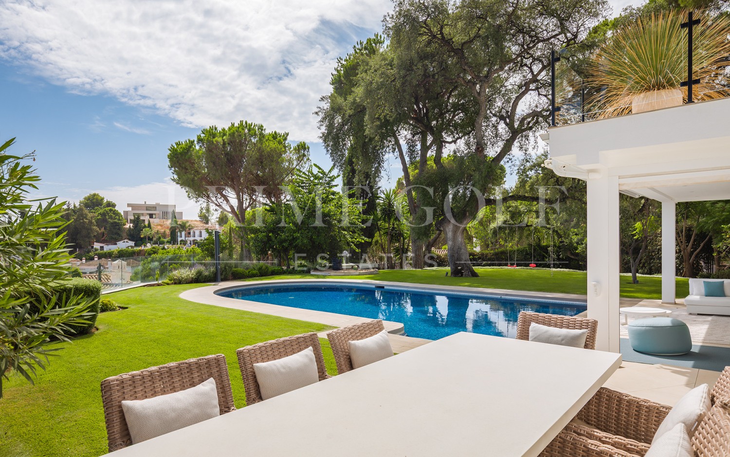 8 bed Villa For Sale in Benahavis, Malaga - thumb 38