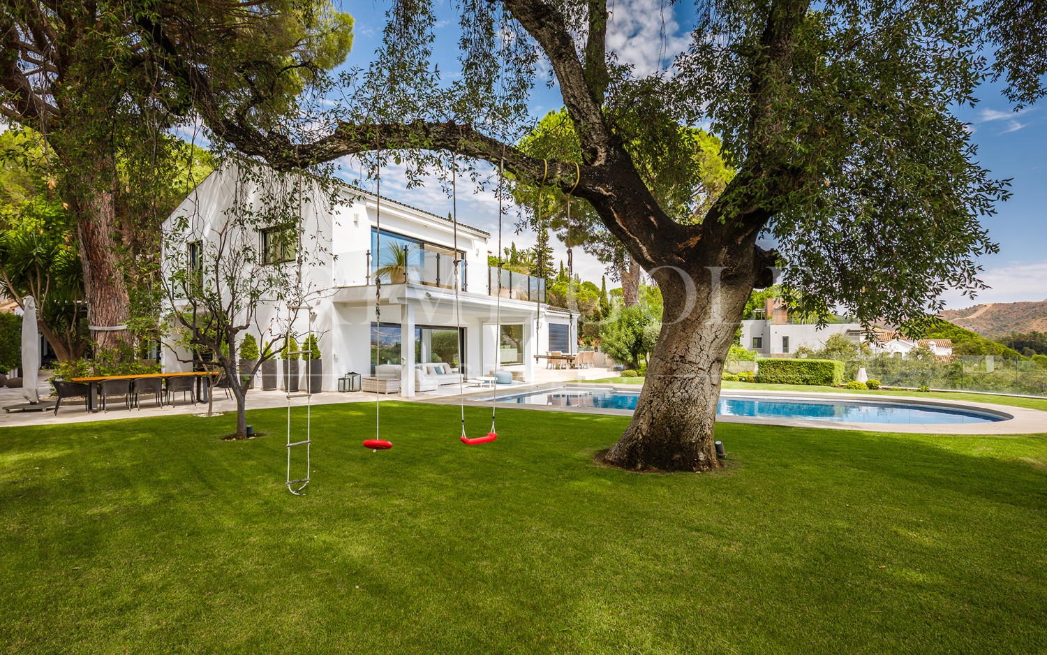 8 bed Villa For Sale in Benahavis, Malaga - thumb 41