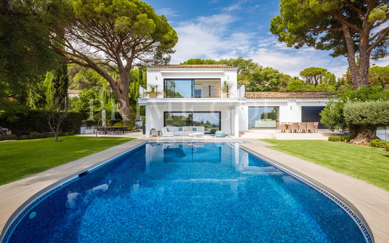 8 bed Villa For Sale in Benahavis, Malaga - thumb 42