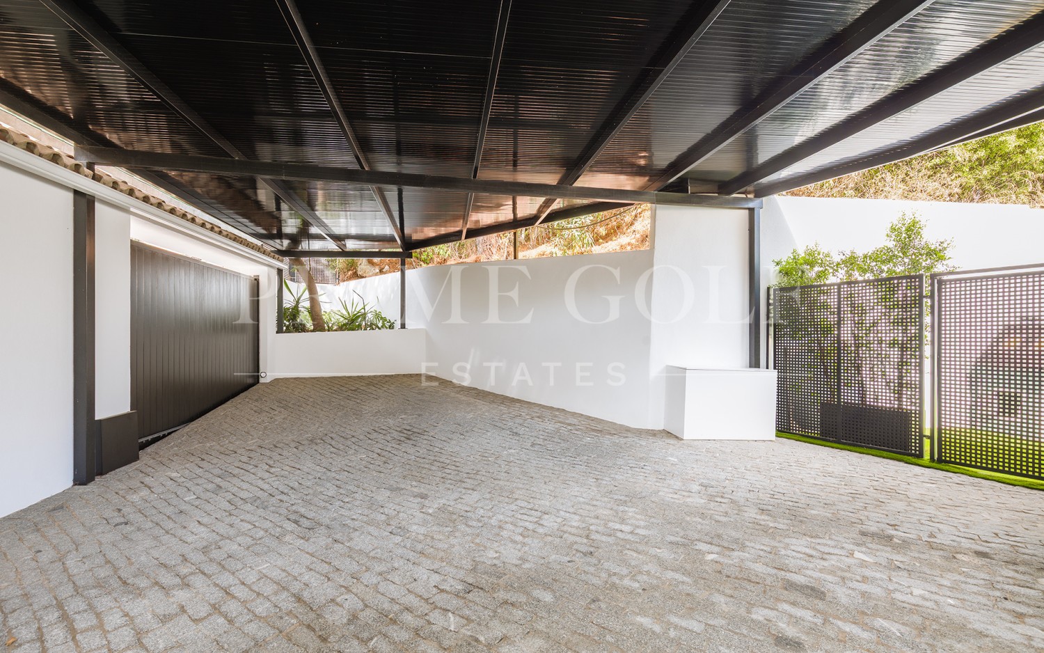 8 bed Villa For Sale in Benahavis, Malaga - thumb 50