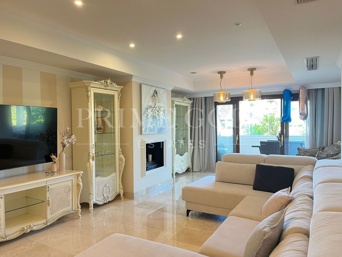 3 bed Apartment For Sale in Marbella Golden Mile, Malaga - thumb 10