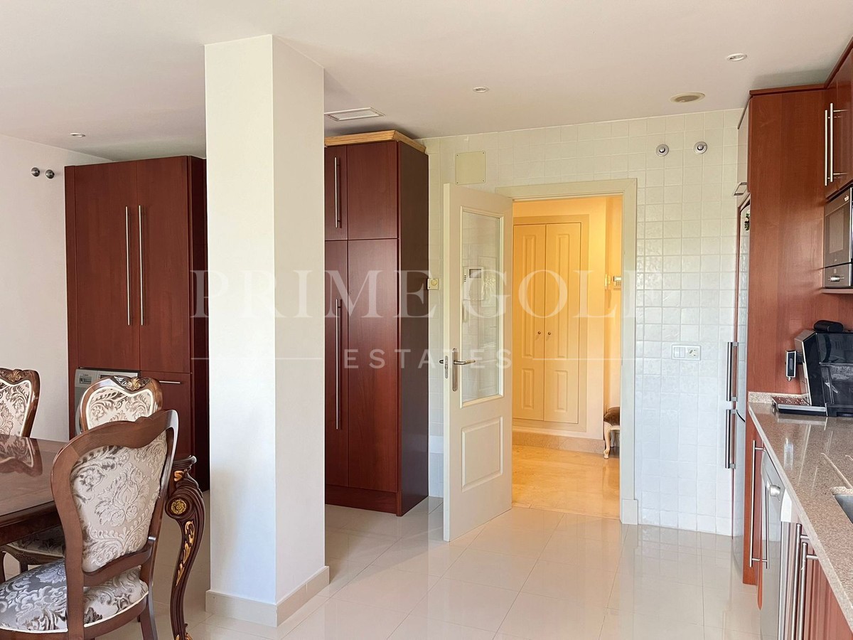 3 bed Apartment For Sale in Marbella Golden Mile, Malaga - thumb 12