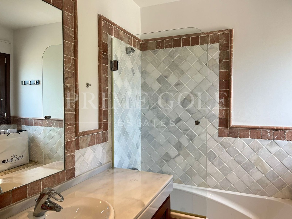 3 bed Apartment For Sale in Marbella Golden Mile, Malaga - thumb 22