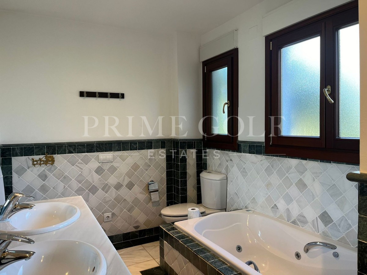 3 bed Apartment For Sale in Marbella Golden Mile, Malaga - thumb 30