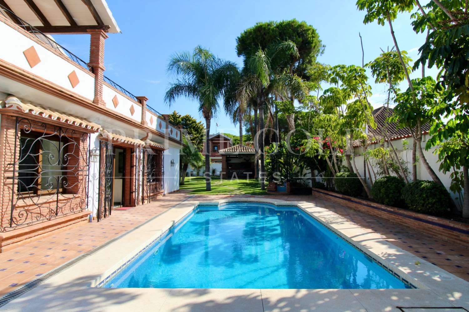 4 bed Villa For Sale in Estepona, Malaga - thumb 23