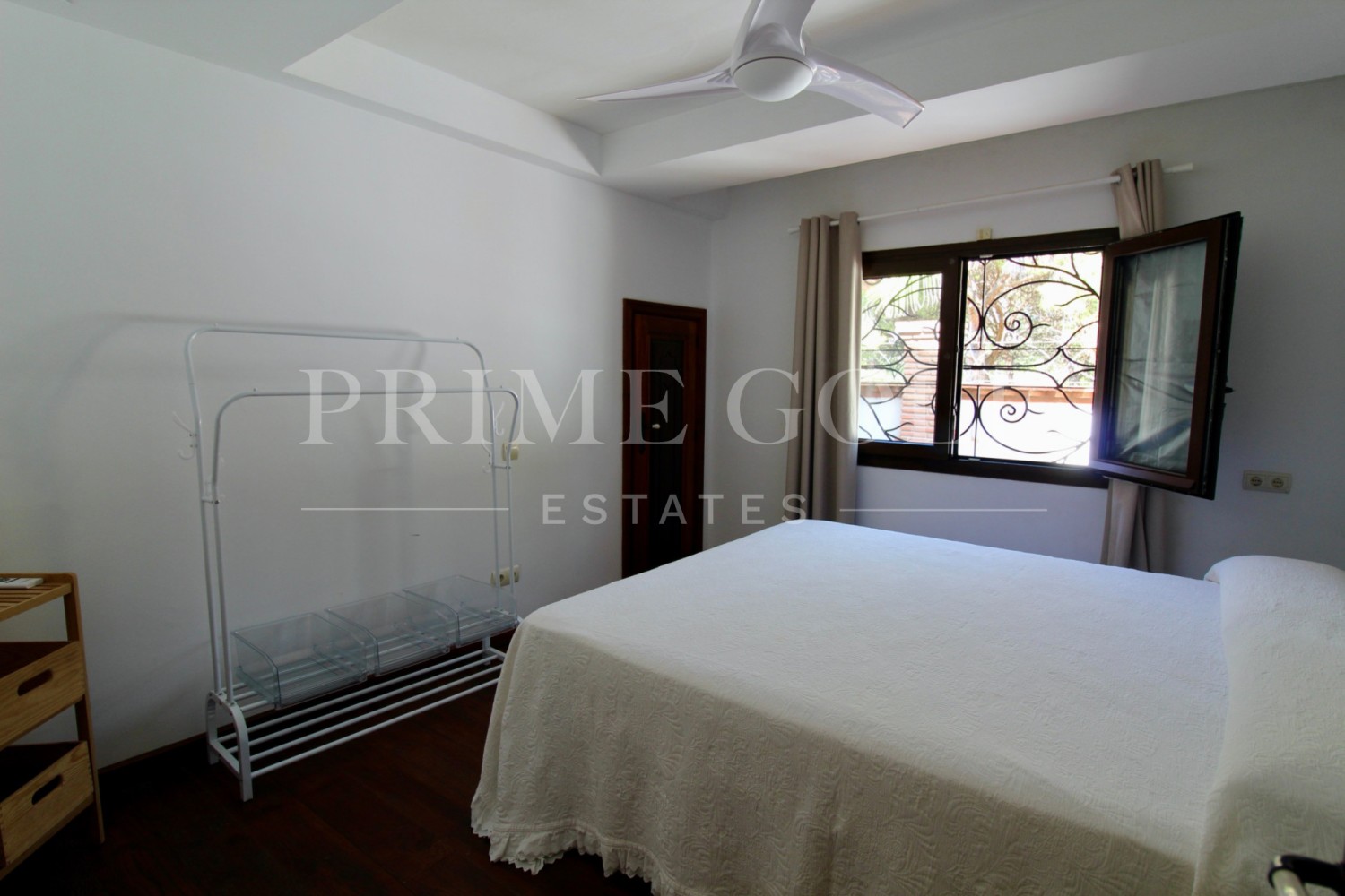 4 bed Villa For Sale in Estepona, Malaga - thumb 36