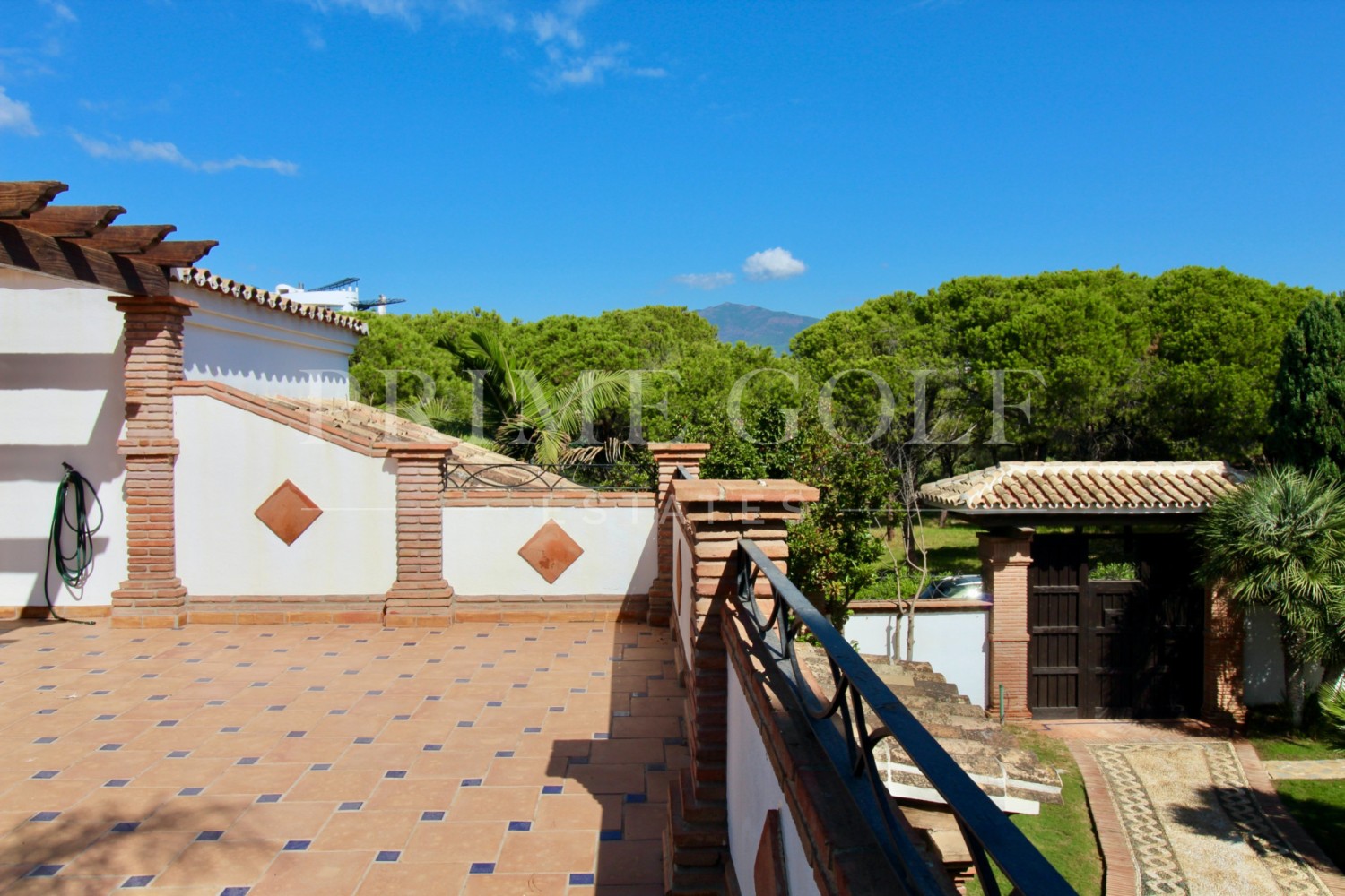 4 bed Villa For Sale in Estepona, Malaga - thumb 42