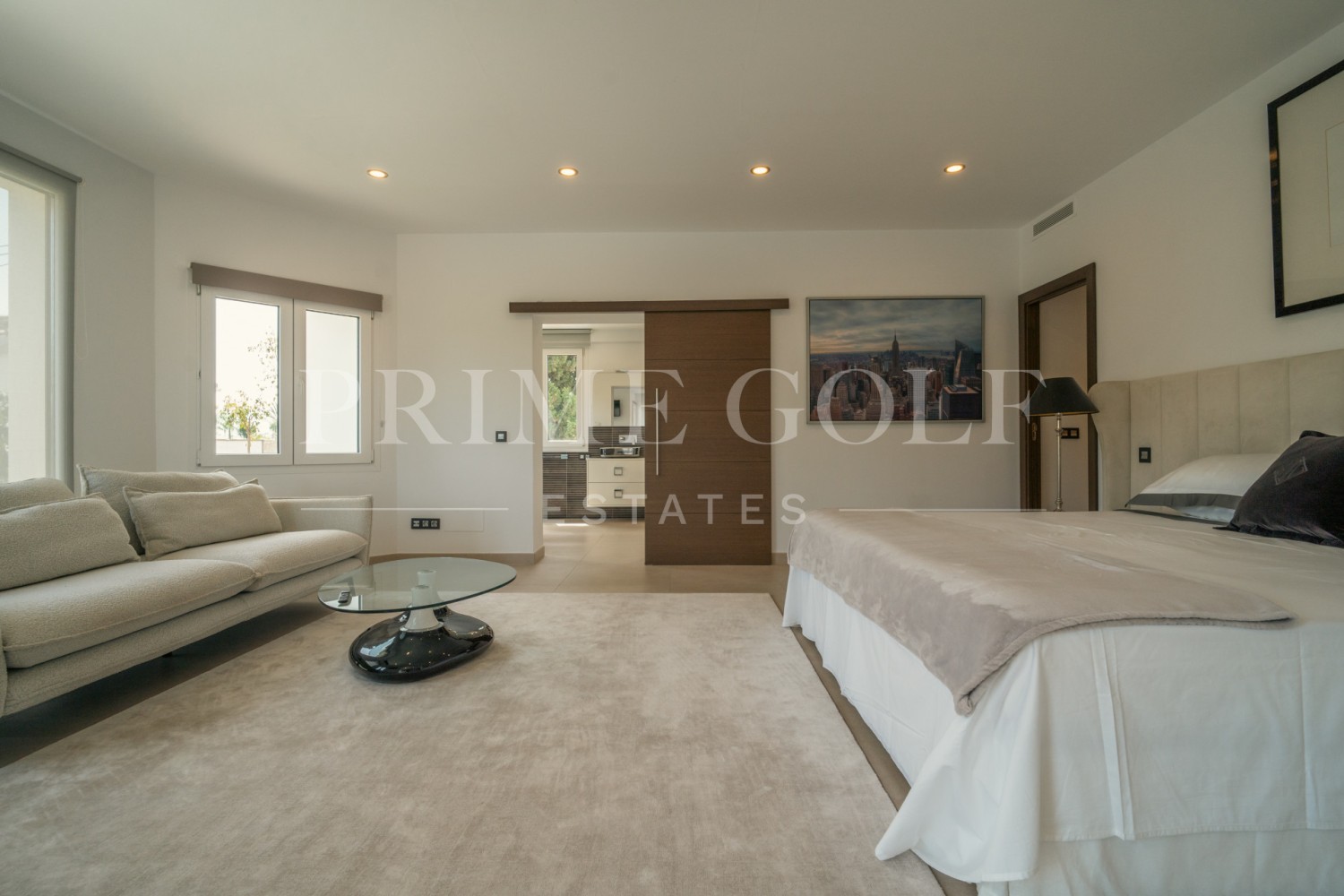 8 bed Villa For Sale in San Pedro de Alcantara, Malaga - thumb 19