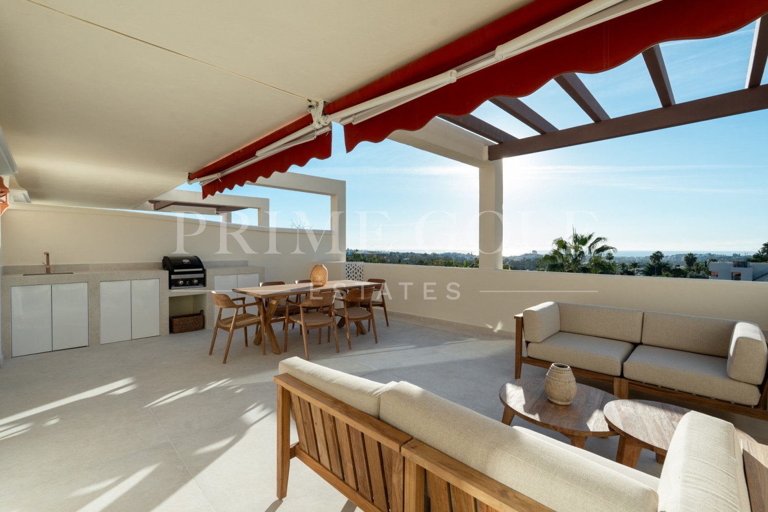 3 bed Apartment For Sale in Nueva Andalucia, Malaga - thumb 1