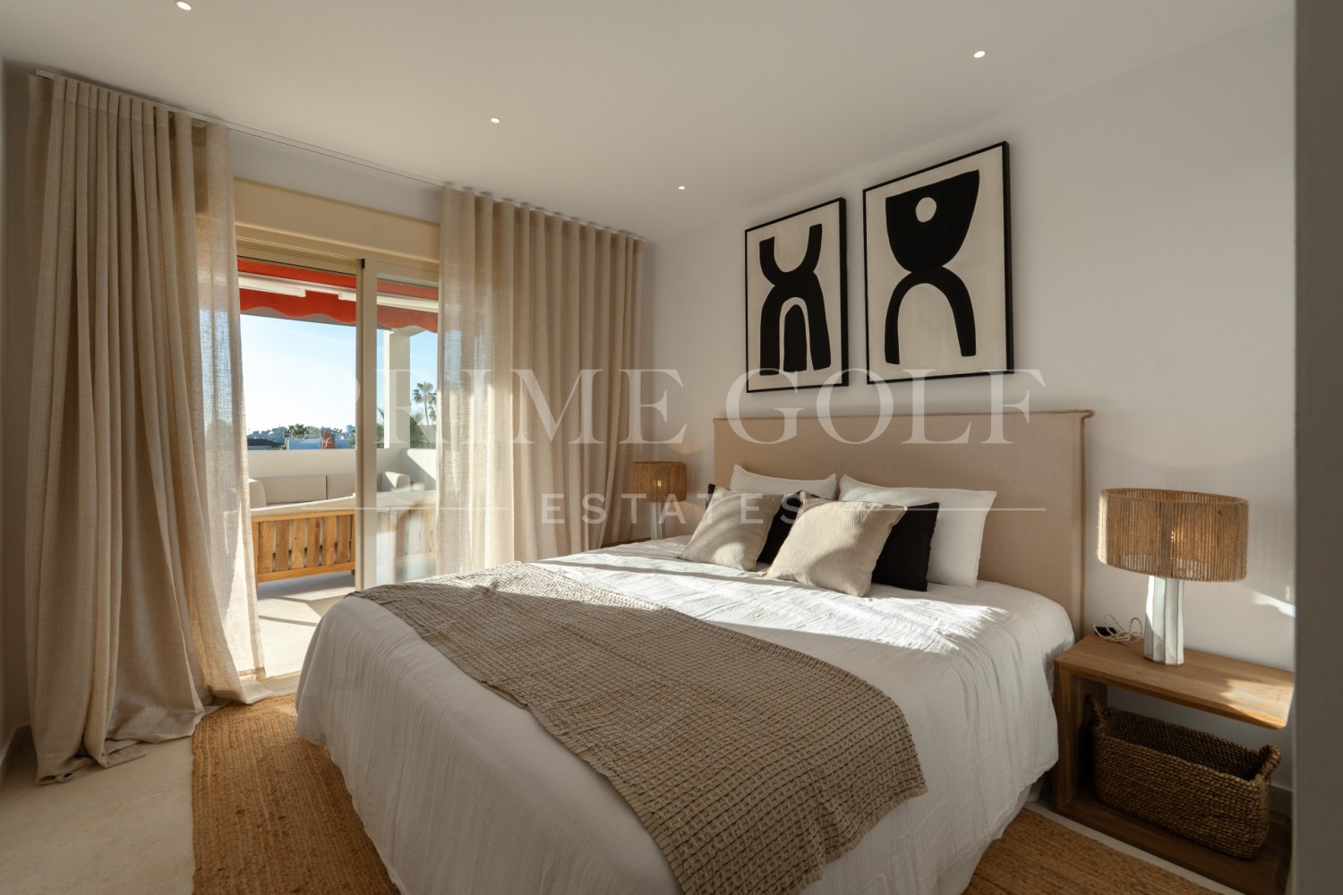3 bed Apartment For Sale in Nueva Andalucia, Malaga - thumb 4