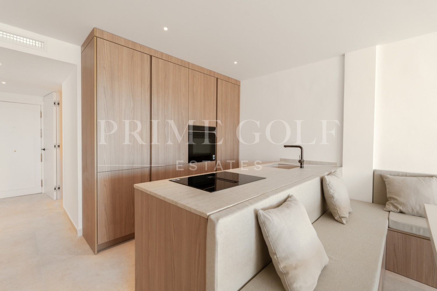 3 bed Apartment For Sale in Nueva Andalucia, Malaga - thumb 14