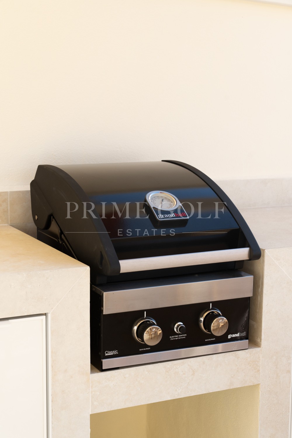 3 bed Apartment For Sale in Nueva Andalucia, Malaga - thumb 29