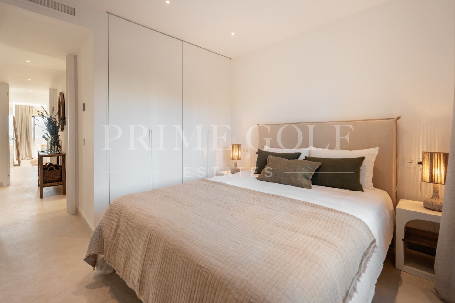 3 bed Apartment For Sale in Nueva Andalucia, Malaga - thumb 31