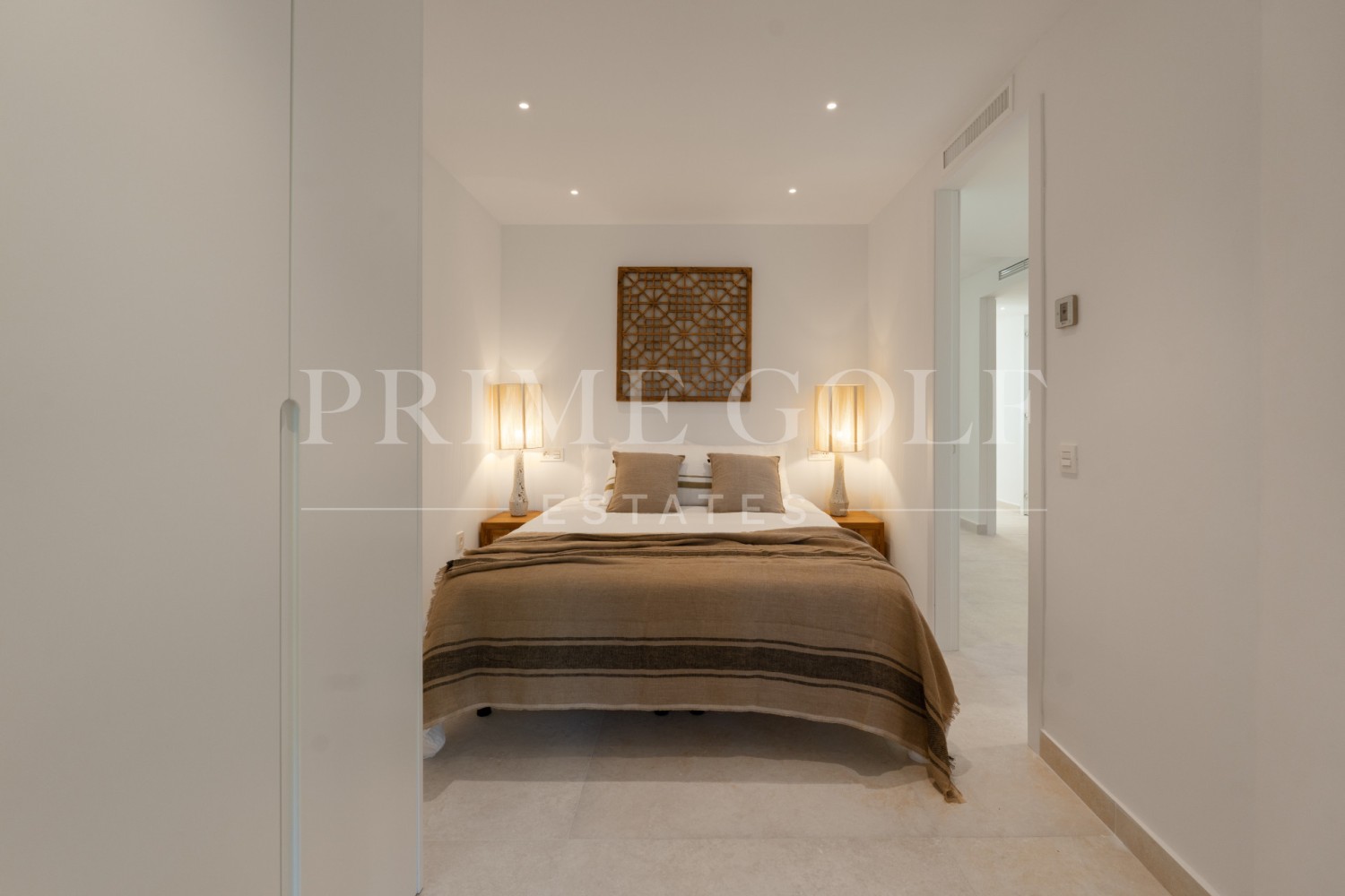3 bed Apartment For Sale in Nueva Andalucia, Malaga - thumb 39