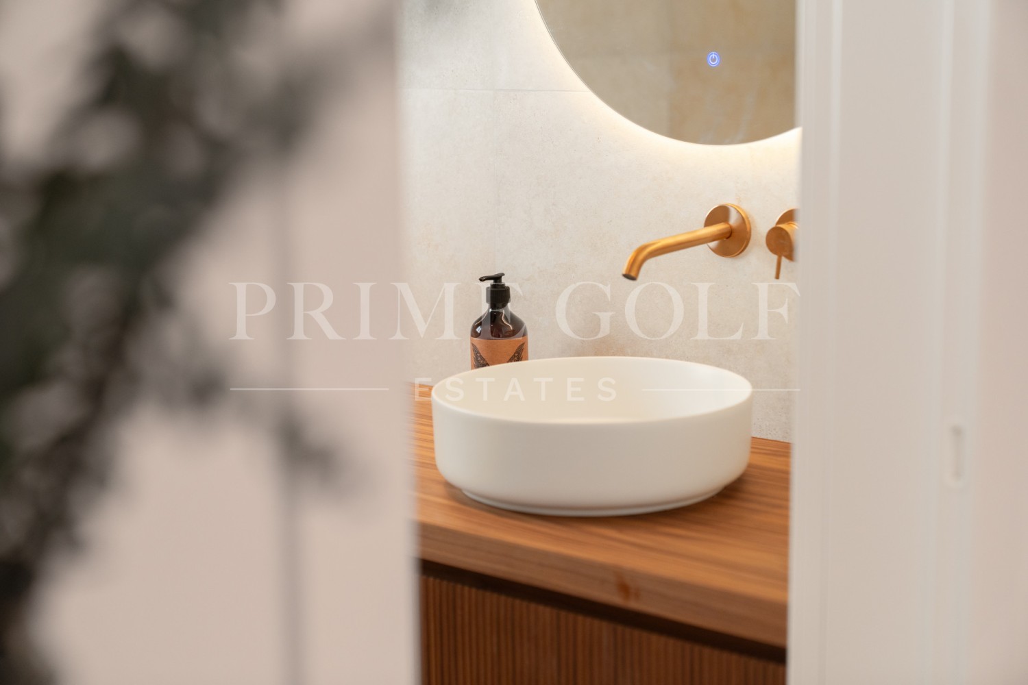 3 bed Apartment For Sale in Nueva Andalucia, Malaga - thumb 43