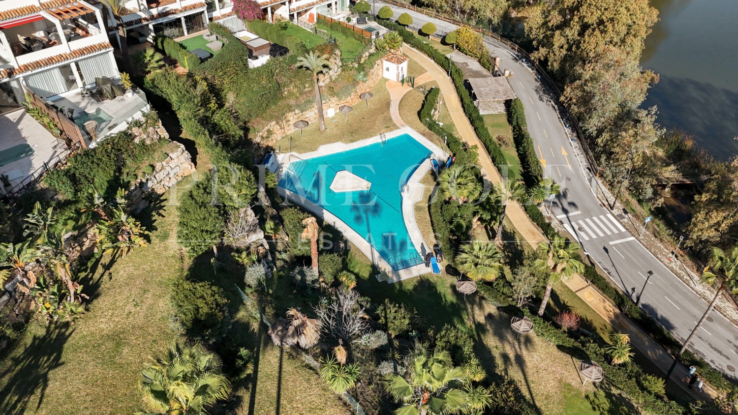 3 bed Apartment For Sale in Nueva Andalucia, Malaga - thumb 46