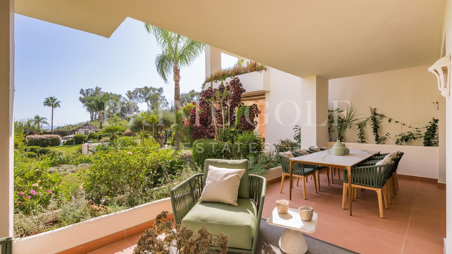 3 bed Apartment For Sale in Estepona, Malaga - thumb 2