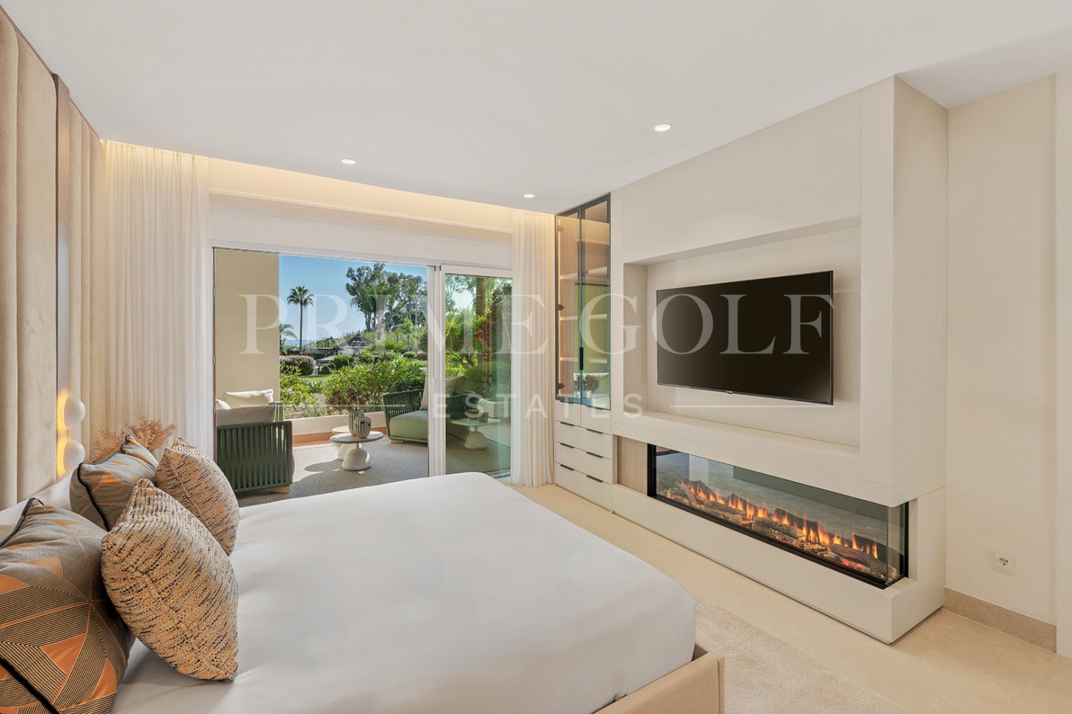 3 bed Apartment For Sale in Estepona, Malaga - thumb 13