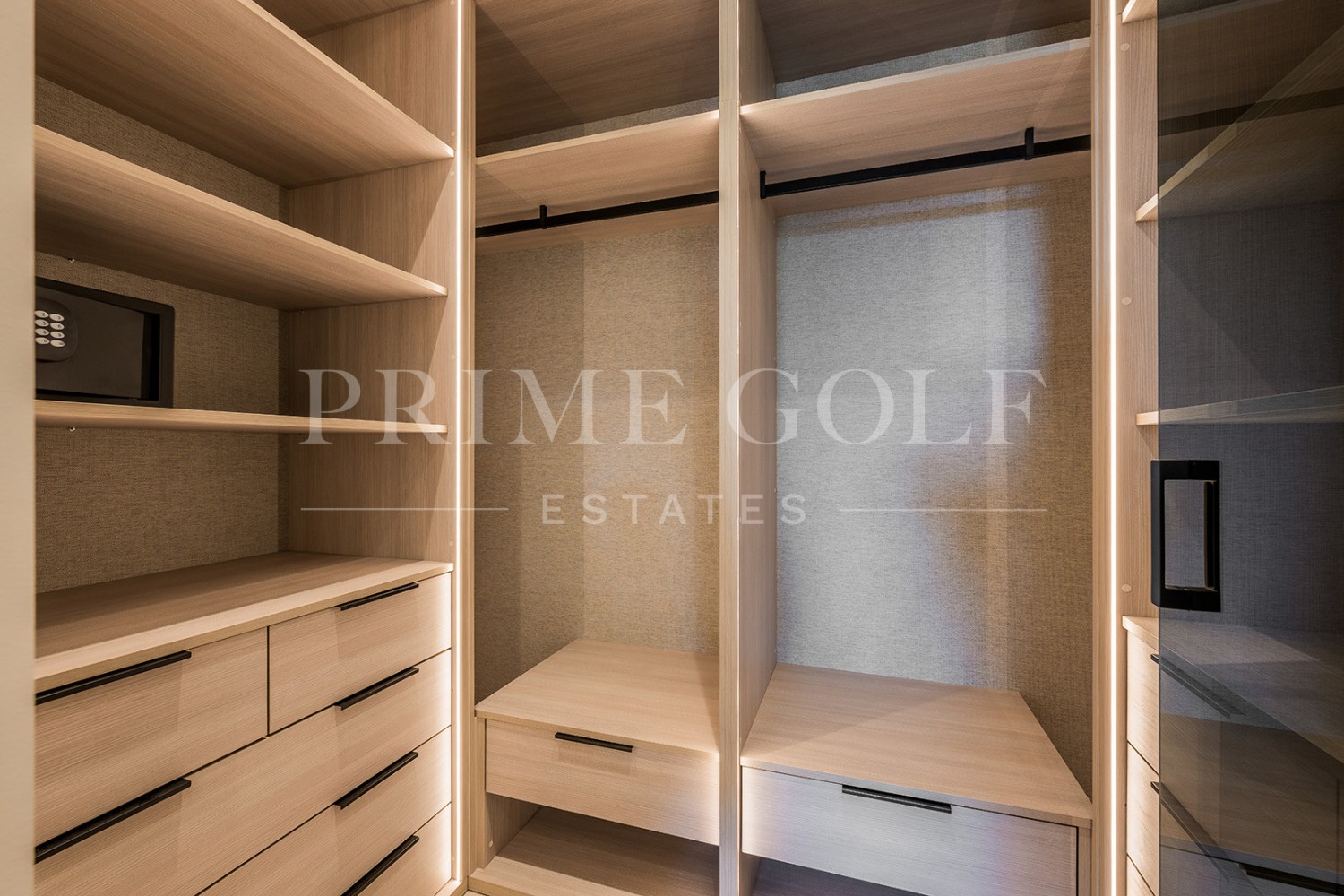 3 bed Apartment For Sale in Estepona, Malaga - thumb 15