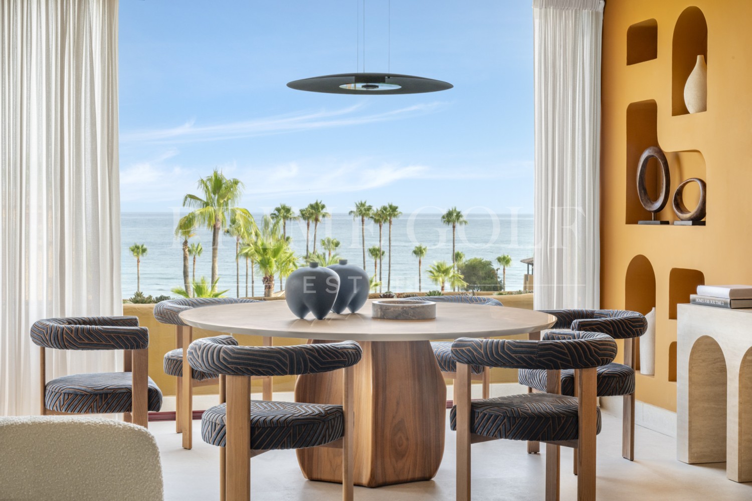 3 bed Apartment For Sale in Estepona, Malaga - thumb 1