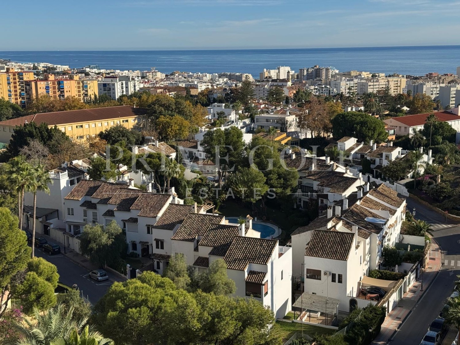 4 bed Townhouse For Sale in Marbella, Malaga - thumb 2