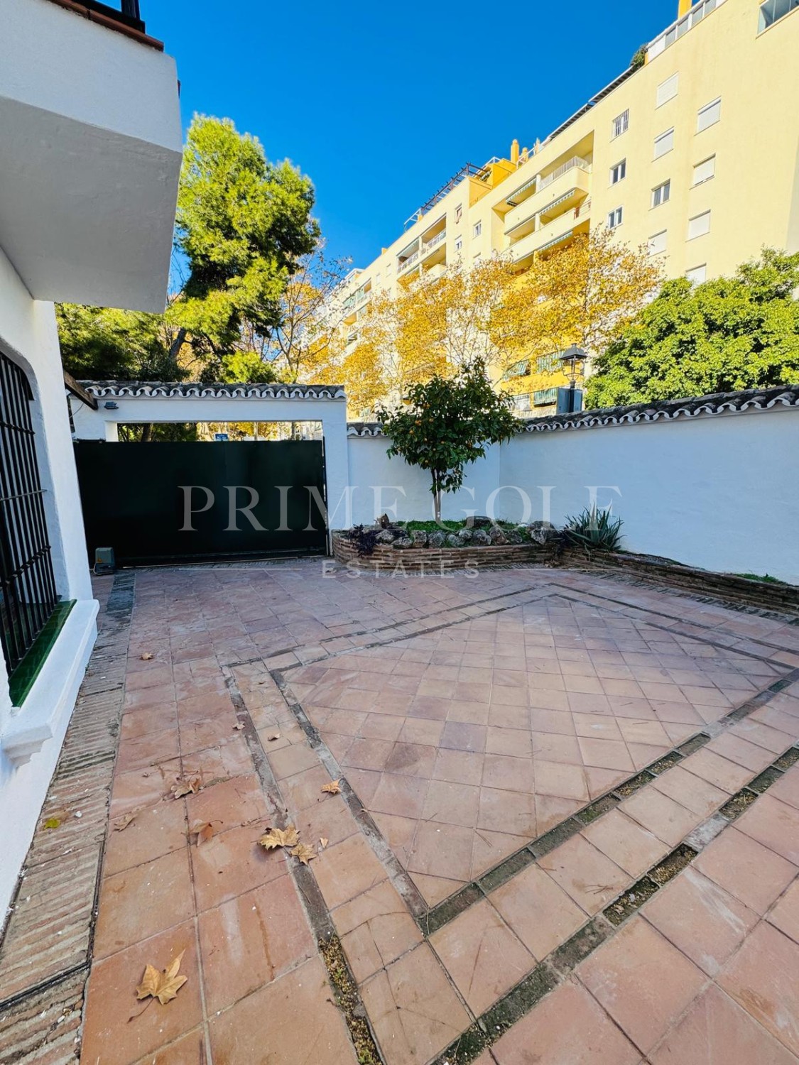 4 bed Townhouse For Sale in Marbella, Malaga - thumb 34