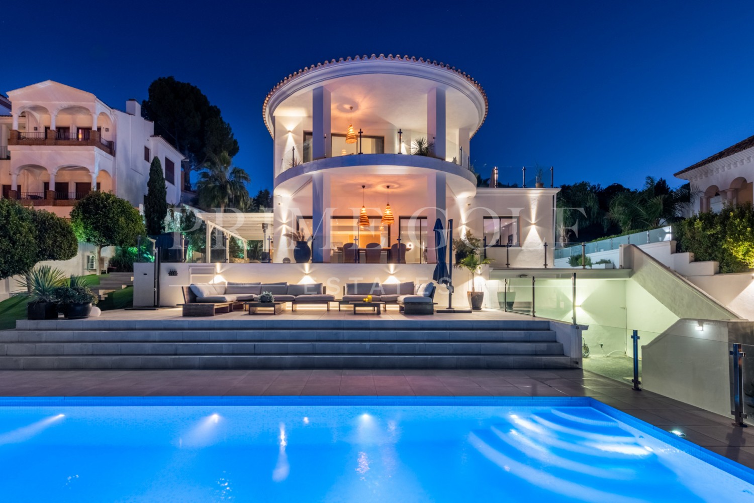 4 bed Villa For Sale in Mijas Costa, Malaga - thumb 2