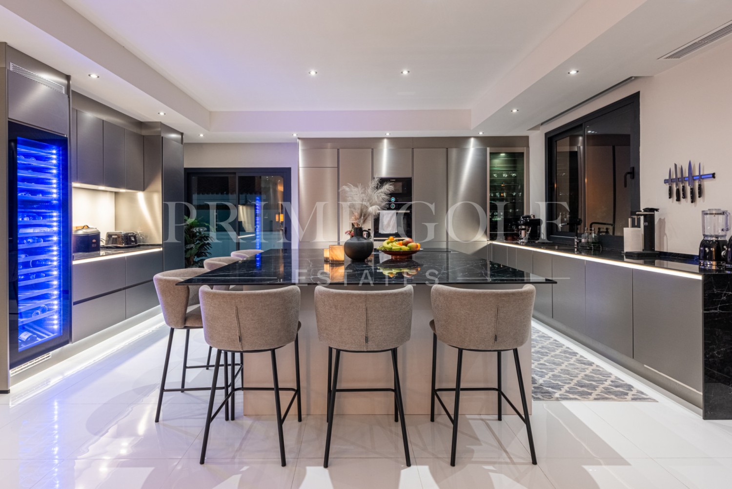 4 bed Villa For Sale in Mijas Costa, Malaga - thumb 10