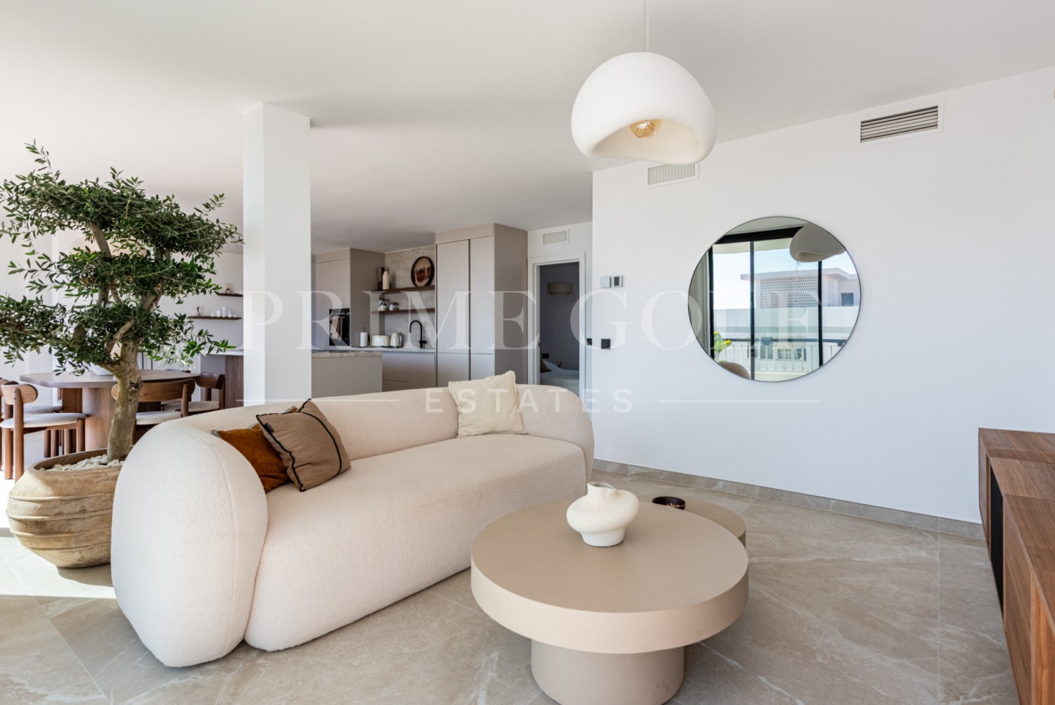 3 bed Penthouse For Sale in Marbella, Malaga - thumb 6