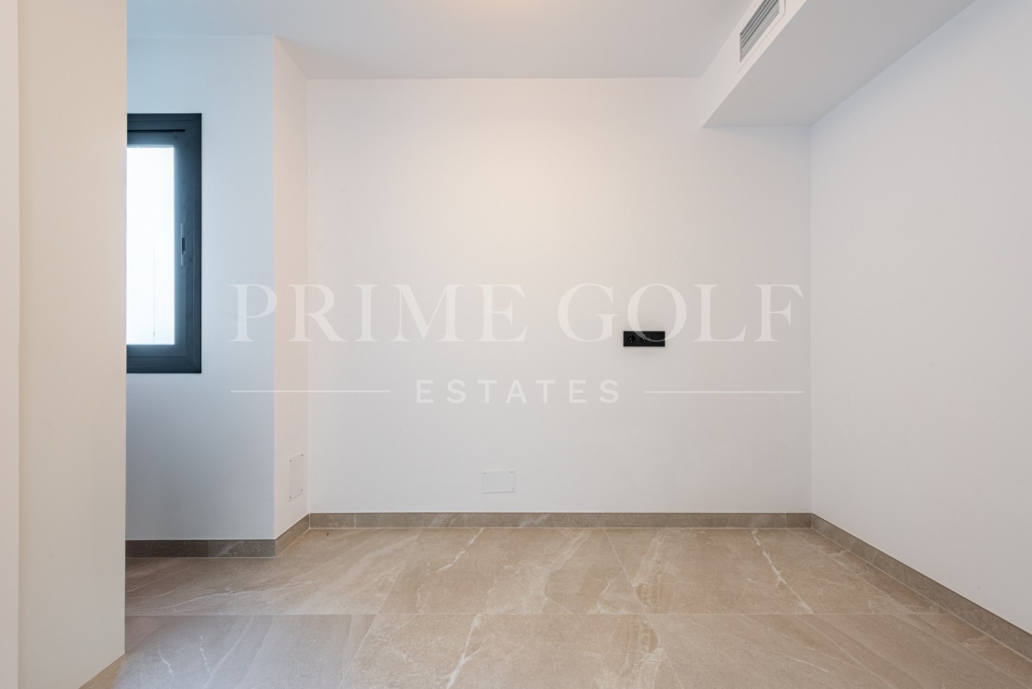 3 bed Penthouse For Sale in Marbella, Malaga - thumb 20
