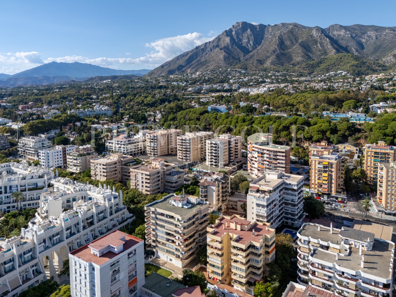 3 bed Penthouse For Sale in Marbella, Malaga - thumb 23