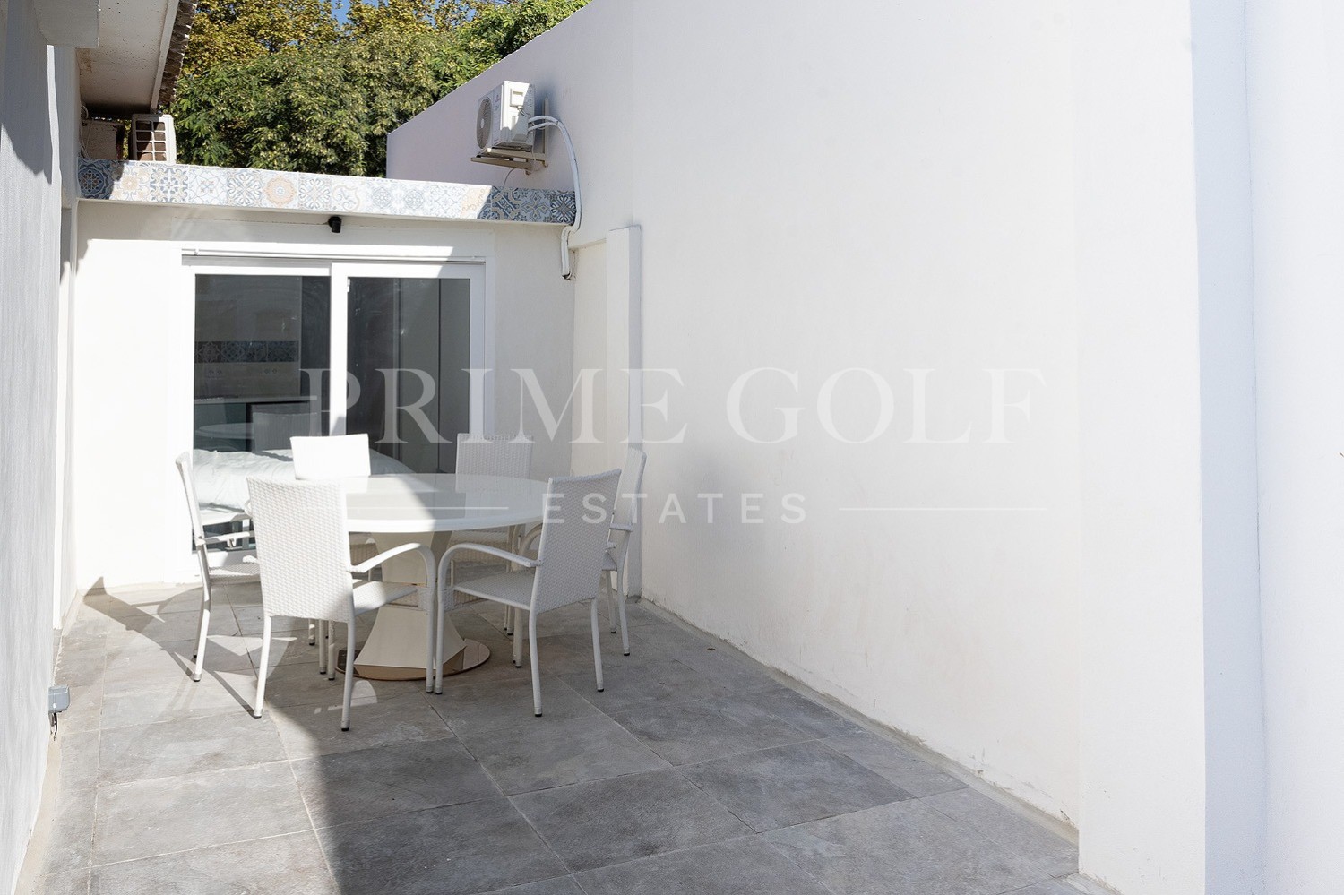 6 bed Villa For Sale in Benalmadena, Malaga - thumb 9